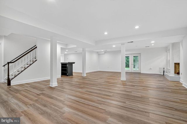 1179 BALLANTRAE LN, Mclean, VA 22101