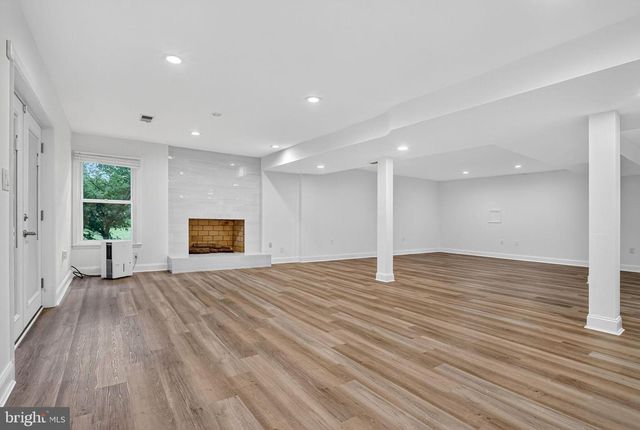 1179 BALLANTRAE LN, Mclean, VA 22101