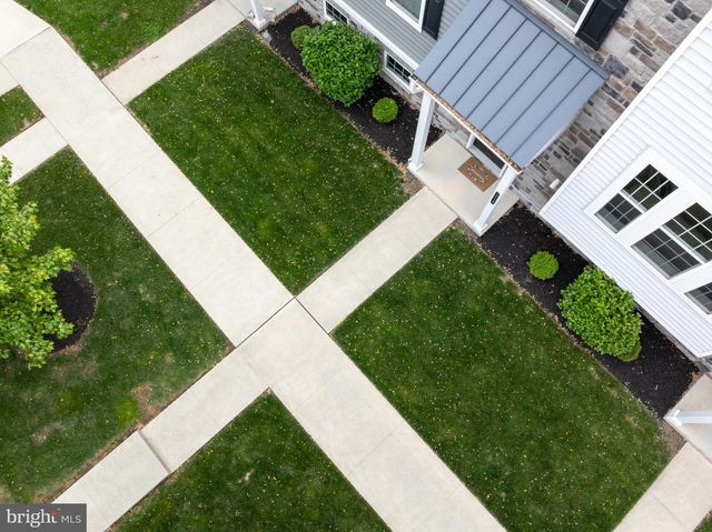 114 HARTZELS LN, Chalfont, PA 18914