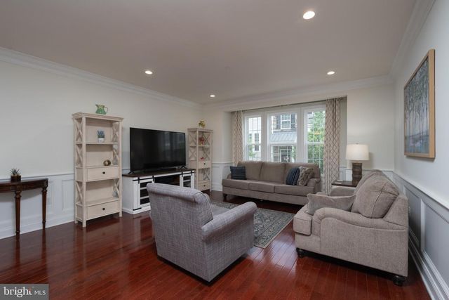 114 HARTZELS LN, Chalfont, PA 18914