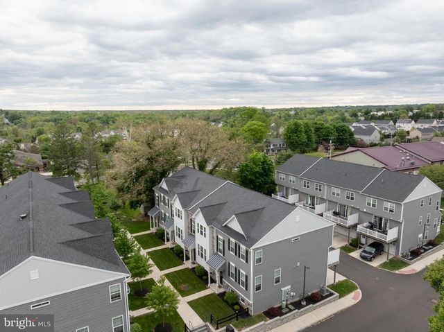 114 HARTZELS LN, Chalfont, PA 18914