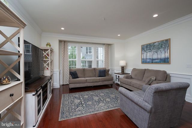 114 HARTZELS LN, Chalfont, PA 18914
