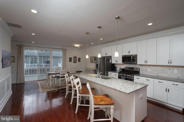 114 HARTZELS LN, Chalfont, PA 18914