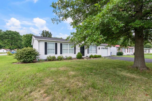 915 E Kentucky Street, Princeton, IN 47670