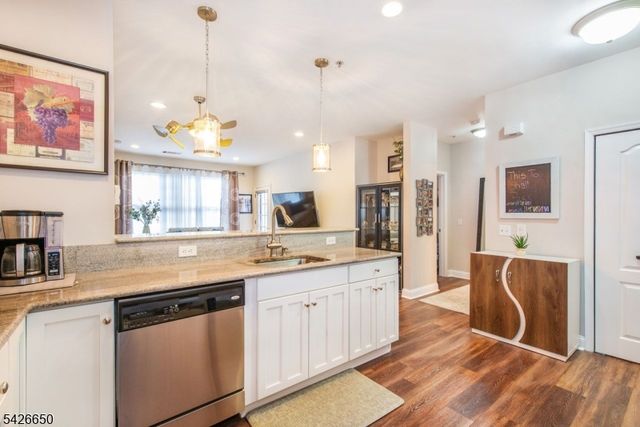 8209 Sanctuary Blvd, Riverdale Boro, NJ 07457