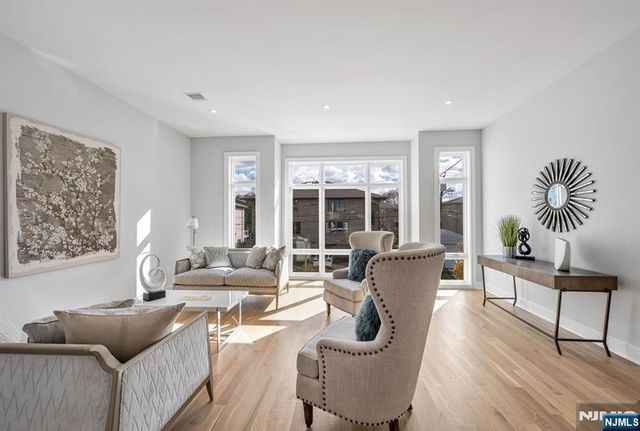 2447 Camner Street, Fort Lee, NJ 07024