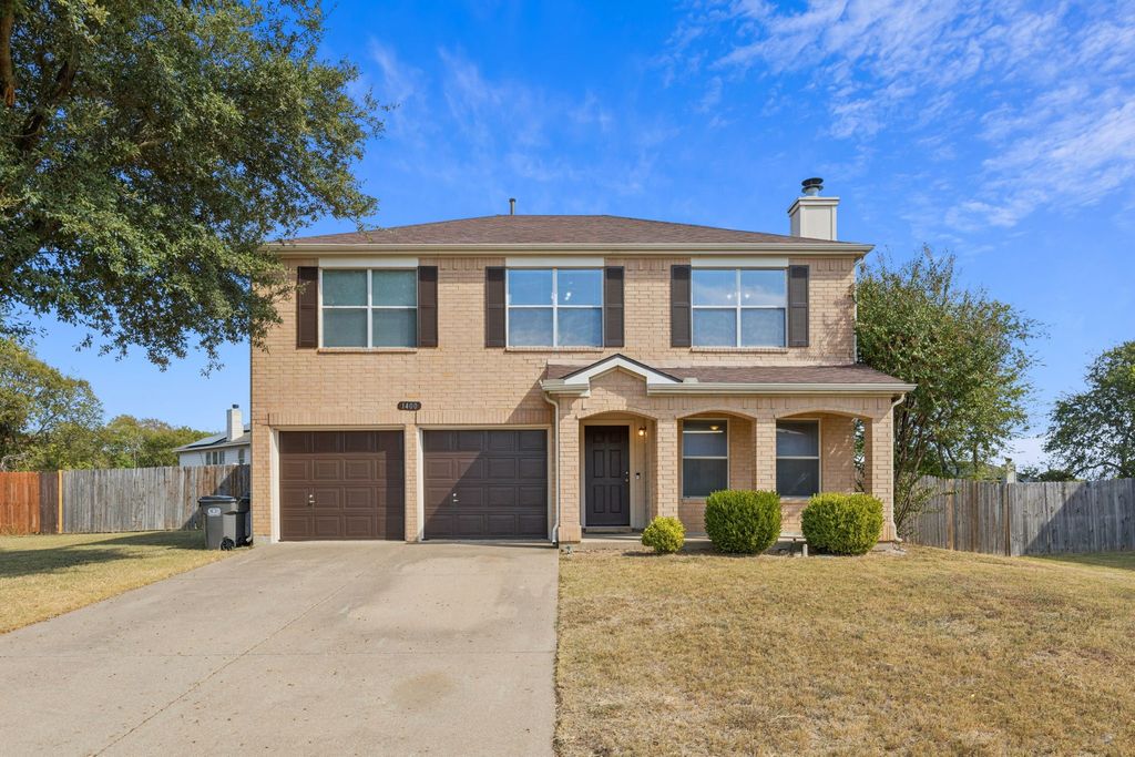 1400 Caleo Drive, Glenn Heights, TX 75154