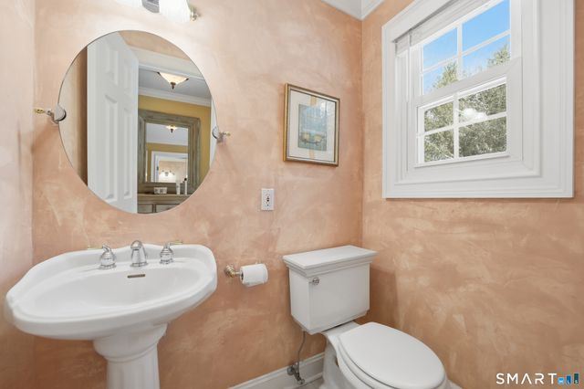 27 Lumanor Drive, Stamford, CT 06903