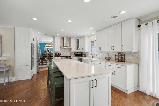 8 Jaywood Manor Drive, Brick, NJ 08724