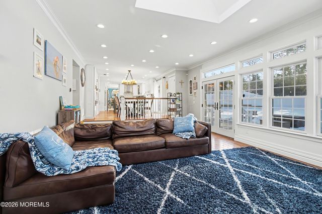 8 Jaywood Manor Drive, Brick, NJ 08724