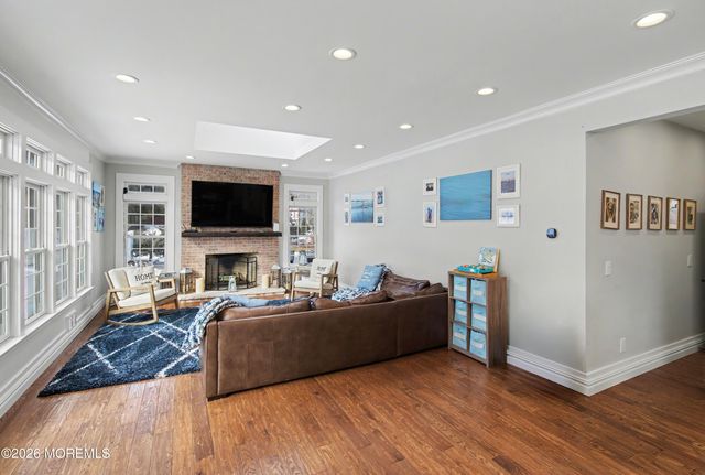 8 Jaywood Manor Drive, Brick, NJ 08724