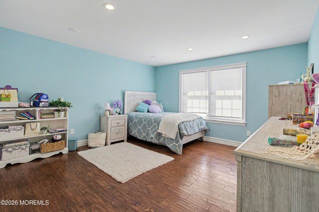 8 Jaywood Manor Drive, Brick, NJ 08724