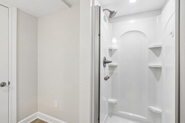 W73N917 London COURT, Cedarburg, WI 53012