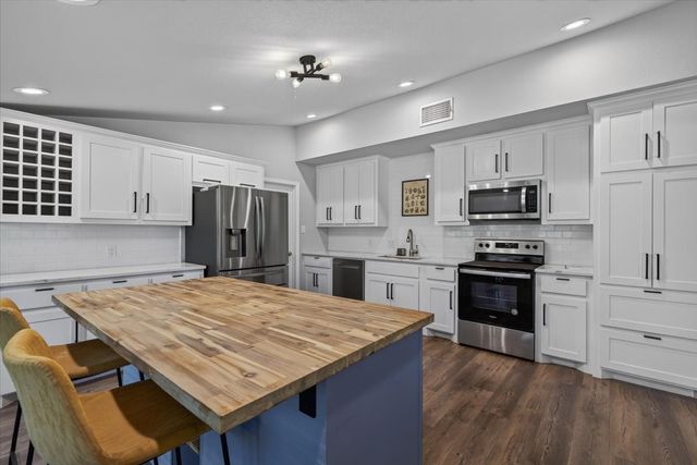 127 Pinnacle Club Drive, Mabank, TX 75156