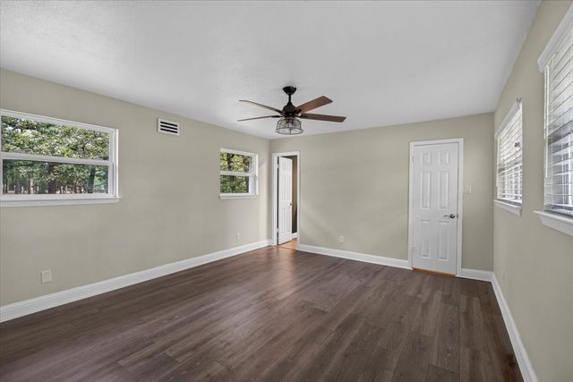 127 Pinnacle Club Drive, Mabank, TX 75156