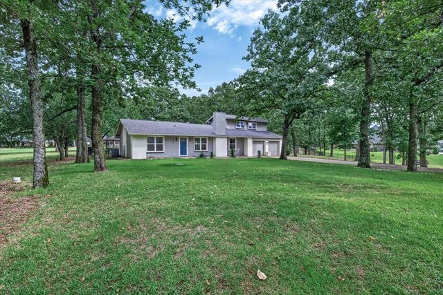 127 Pinnacle Club Drive, Mabank, TX 75156