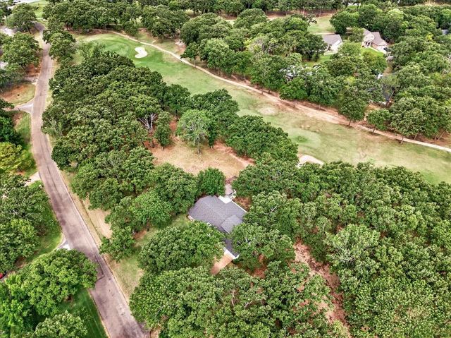 127 Pinnacle Club Drive, Mabank, TX 75156