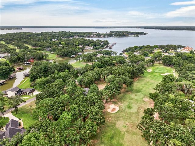 127 Pinnacle Club Drive, Mabank, TX 75156