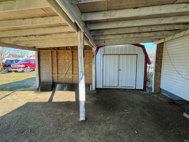 206 N Chicago Street, Royal Center, IN 46978