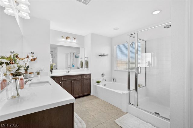 6281 Angora Peak Lane, Las Vegas, NV 89115