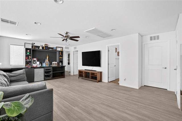 6281 Angora Peak Lane, Las Vegas, NV 89115