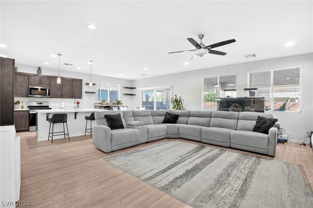 6281 Angora Peak Lane, Las Vegas, NV 89115