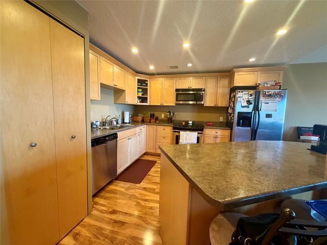 3131 Fleur Drive 506, Des Moines, IA 50321