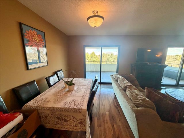 3131 Fleur Drive 506, Des Moines, IA 50321