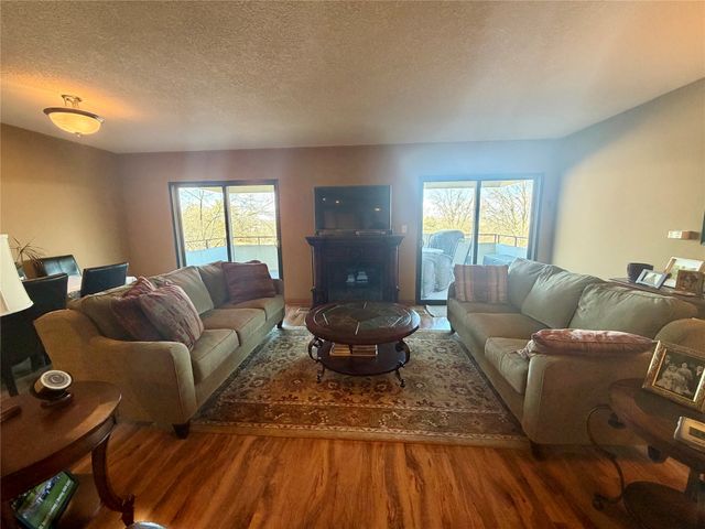 3131 Fleur Drive 506, Des Moines, IA 50321