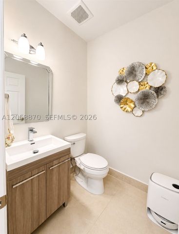 1135 Cherrypalm Ln, Hollywood, FL 33019