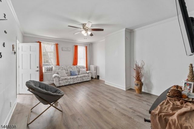 235 Pine St, Elizabeth City, NJ 07206