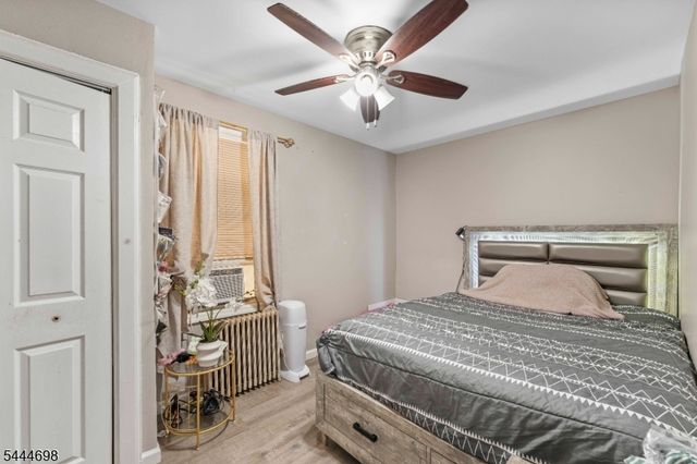 235 Pine St, Elizabeth City, NJ 07206