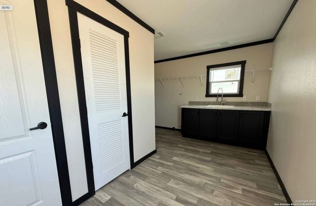 LOT G Cr 124, Floresville, TX 78114