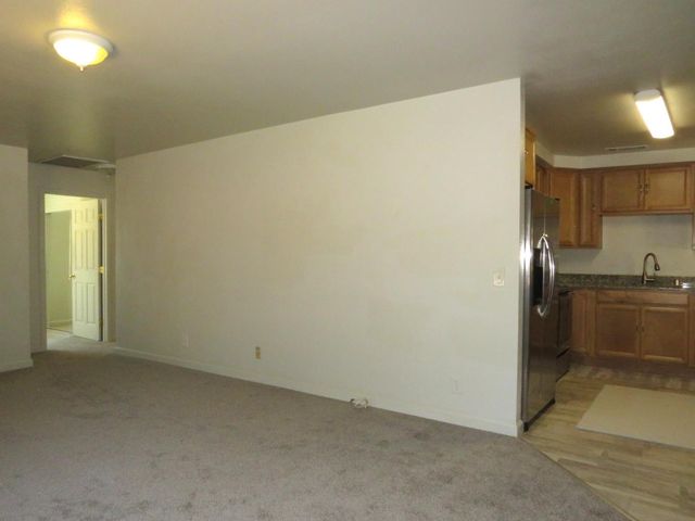 19245 Geisendorfer Rd, Applegate, CA 95703