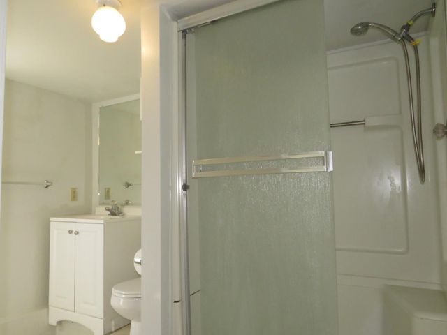 19245 Geisendorfer Rd, Applegate, CA 95703