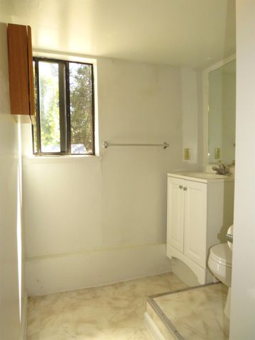 19245 Geisendorfer Rd, Applegate, CA 95703