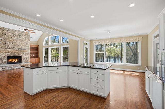 33 Kingfisher Point, Big Canoe, GA 30143