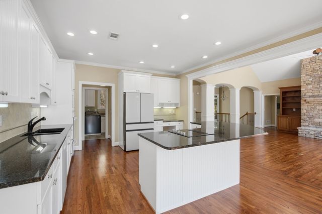 33 Kingfisher Point, Big Canoe, GA 30143