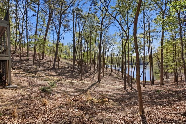 33 Kingfisher Point, Big Canoe, GA 30143
