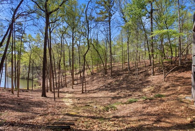 33 Kingfisher Point, Big Canoe, GA 30143