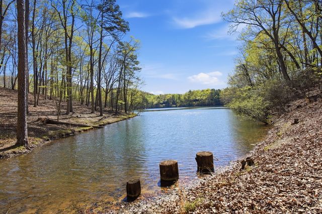33 Kingfisher Point, Big Canoe, GA 30143