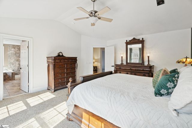 1120 Bay Drive, Fair Play, SC 29643