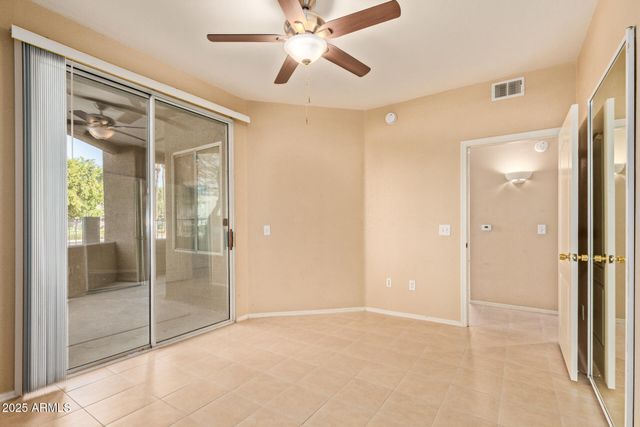 2929 W YORKSHIRE Drive 1104, Phoenix, AZ 85027