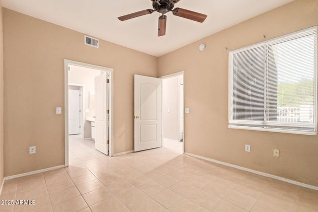 2929 W YORKSHIRE Drive 1104, Phoenix, AZ 85027