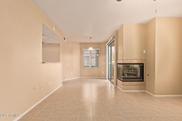 2929 W YORKSHIRE Drive 1104, Phoenix, AZ 85027