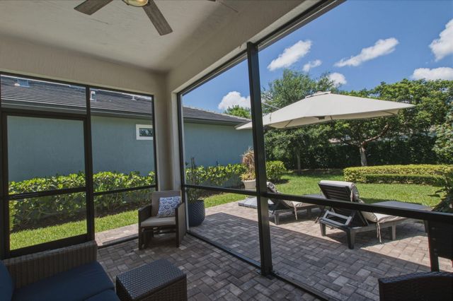 4601 Pinehurst Trail E, Oakland Park, FL 33309