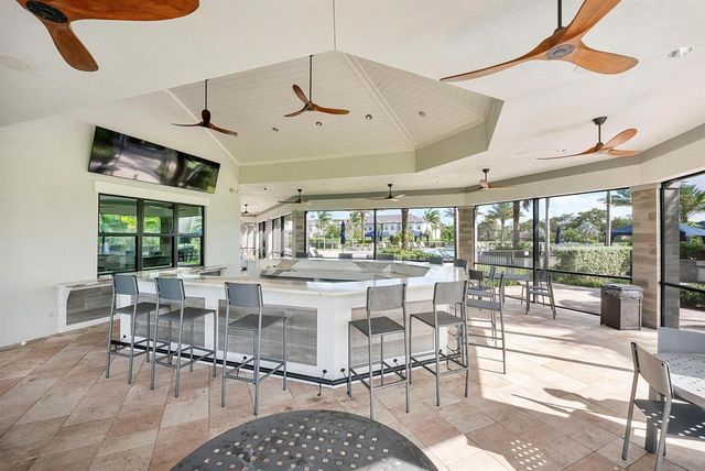 4601 Pinehurst Trail E, Oakland Park, FL 33309