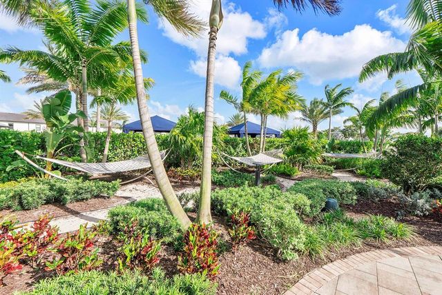 4601 Pinehurst Trail E, Oakland Park, FL 33309