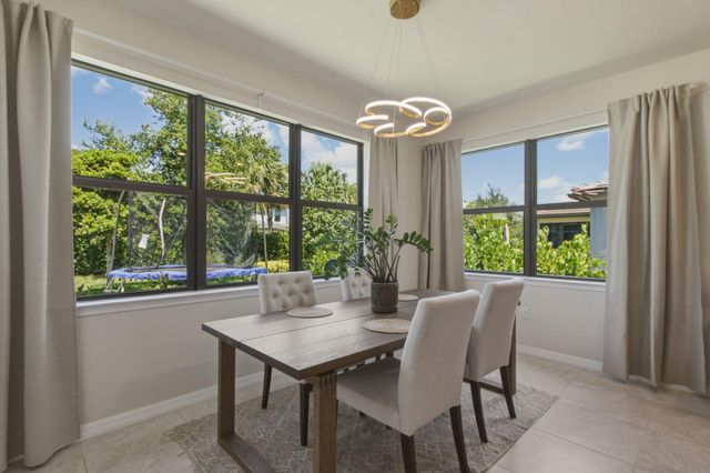 4601 Pinehurst Trail E, Oakland Park, FL 33309