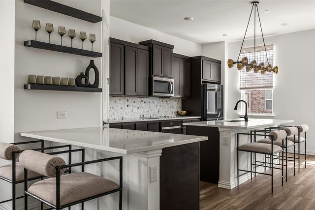 7537 Laburnam Road, Dallas, TX 75228